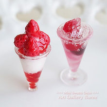 Load image into Gallery viewer, Miniature Cafe Parfait Dessert Glass Silicone Mold (1:12 Scale Compatible)